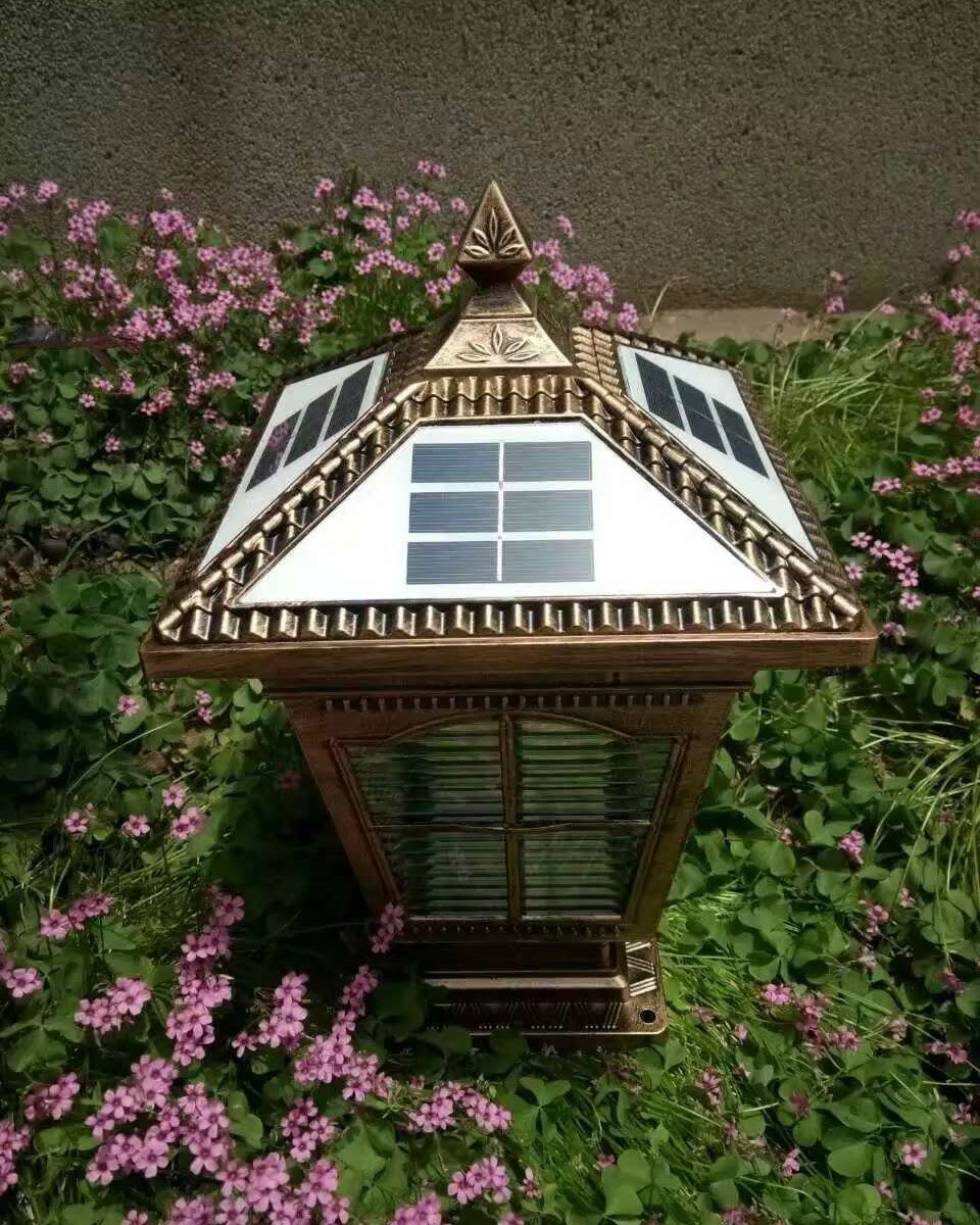 太陽能花園燈柱頭燈